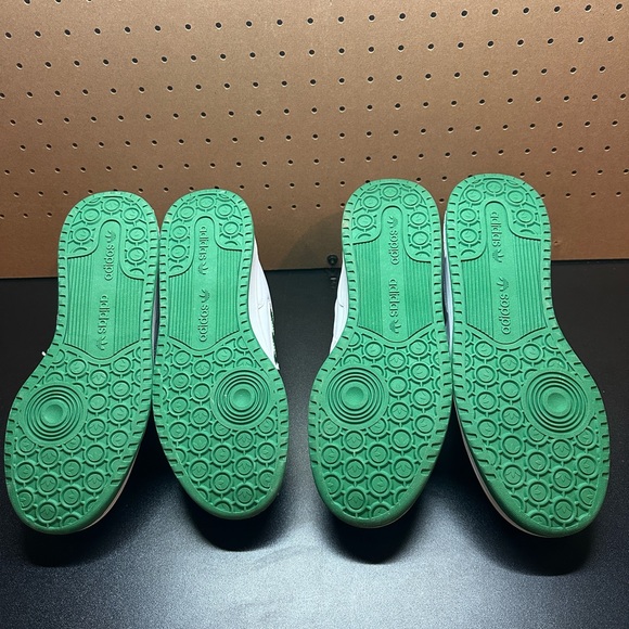 Adidas white and green - Picture 4 of 7